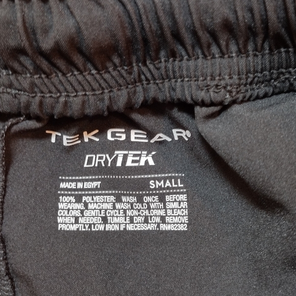 Men's Tek Gear Athletic Shorts - Size Small - Picture 4 of 4